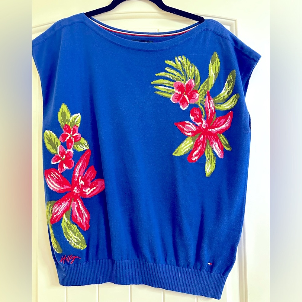 Tommy Hilfiger bright and summery top